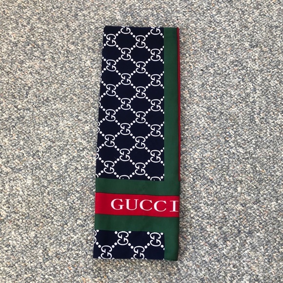 GUCCI Silk Scarf - Picture 5 of 5